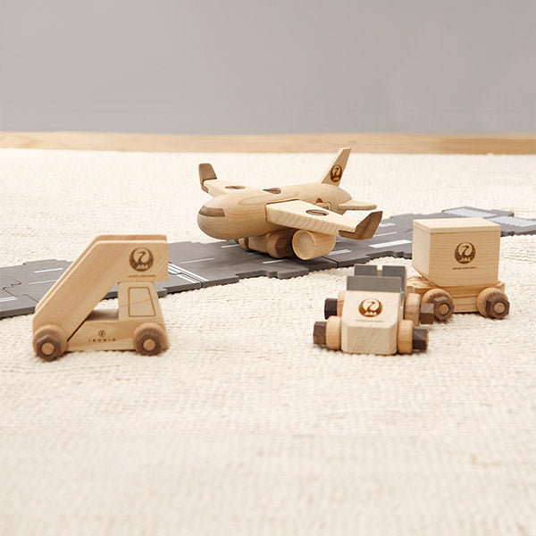 [Online Pre-order] JAL I IKONIH Japan Airlines HINOKI Aircraft and Airport Vehicles Set