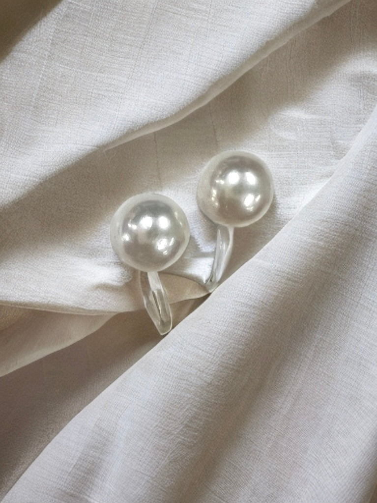 【Ehime Prefecture】Baby Pearl Stud Earrings Metal Allergy Friendly [3.5-4.0mm] 