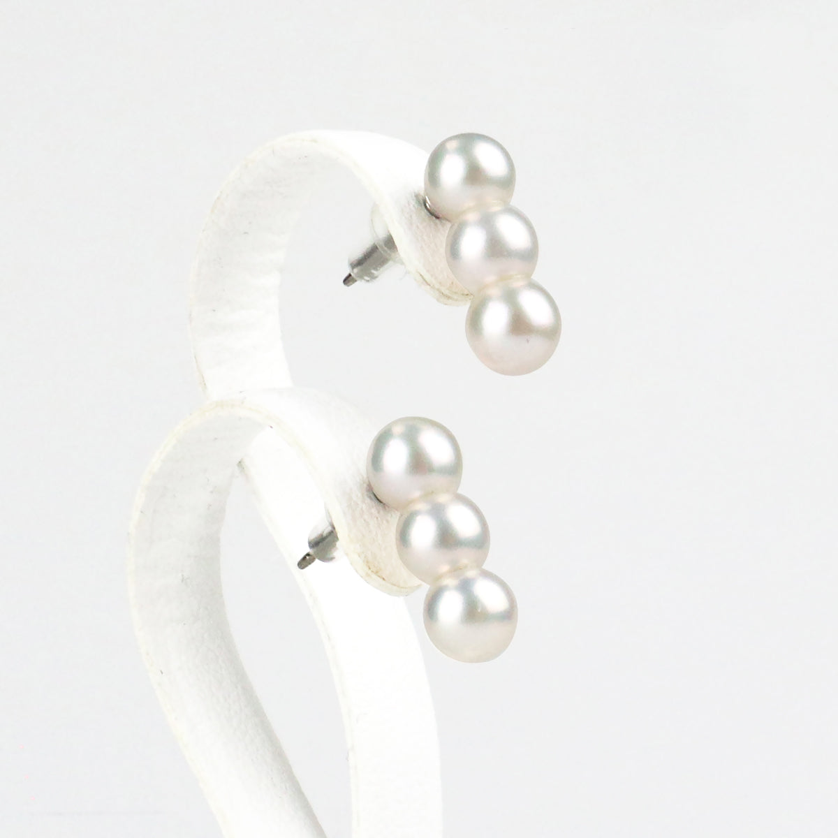 【Ehime Prefecture】Akoya 3 pieces Pearl Pierced Earrings 5.0-5.5mm