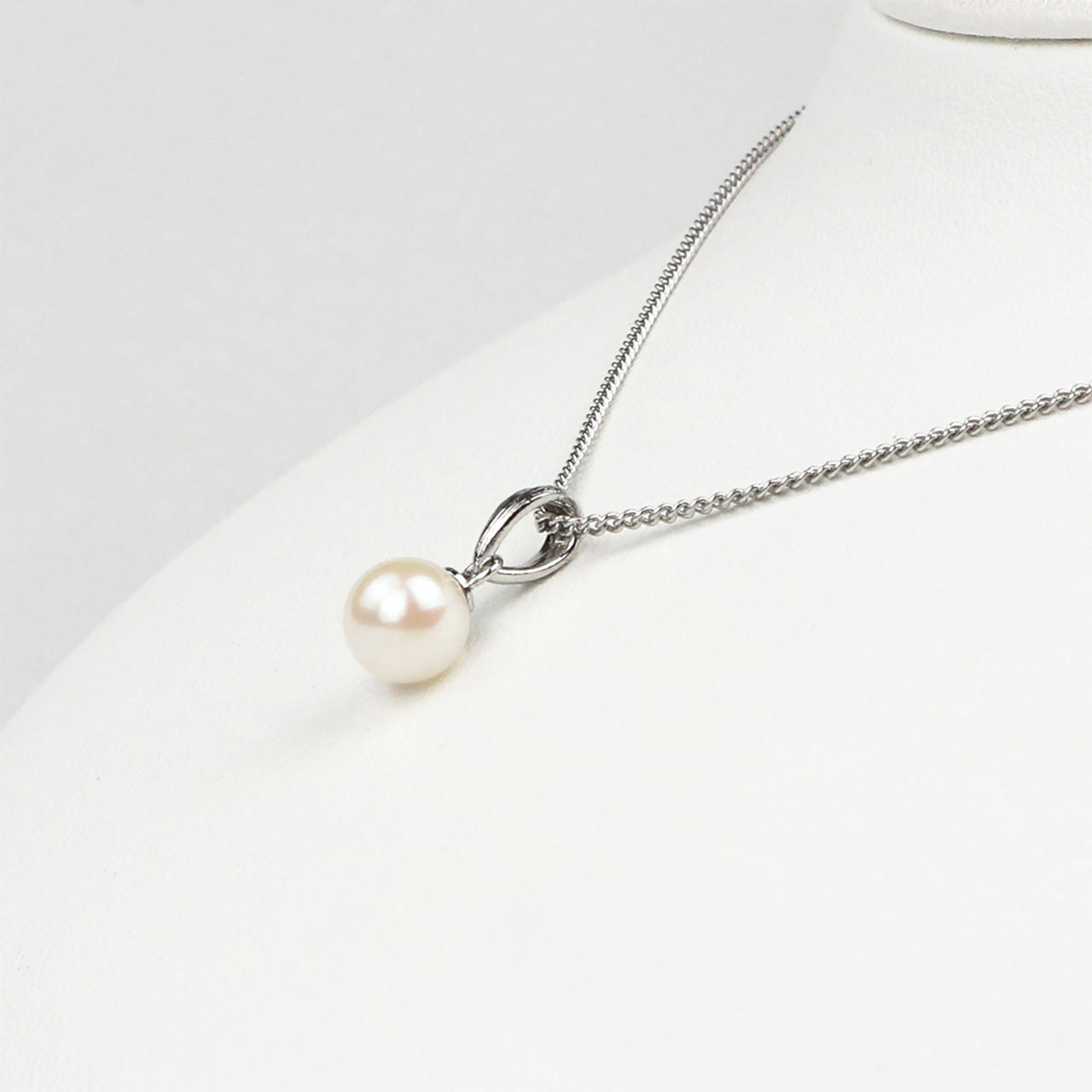 【Ehime Prefecture】Akoya Single Pearl Pendant Necklace 7.0-7.5mm