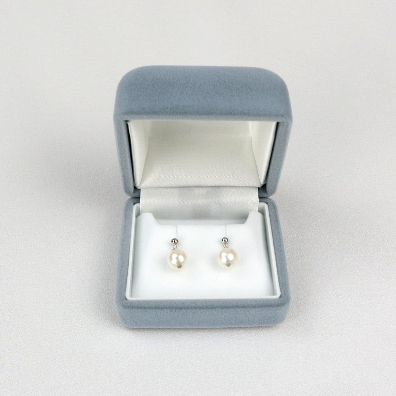 【Ehime Prefecture】Swing Pearl Pierced Earrings  6.5-7.0mm